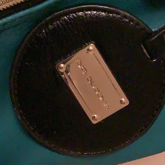 Big Buddha large teal duffle, weekender bag. Excellent condition. Vegan leather. - Picture 2 of 9